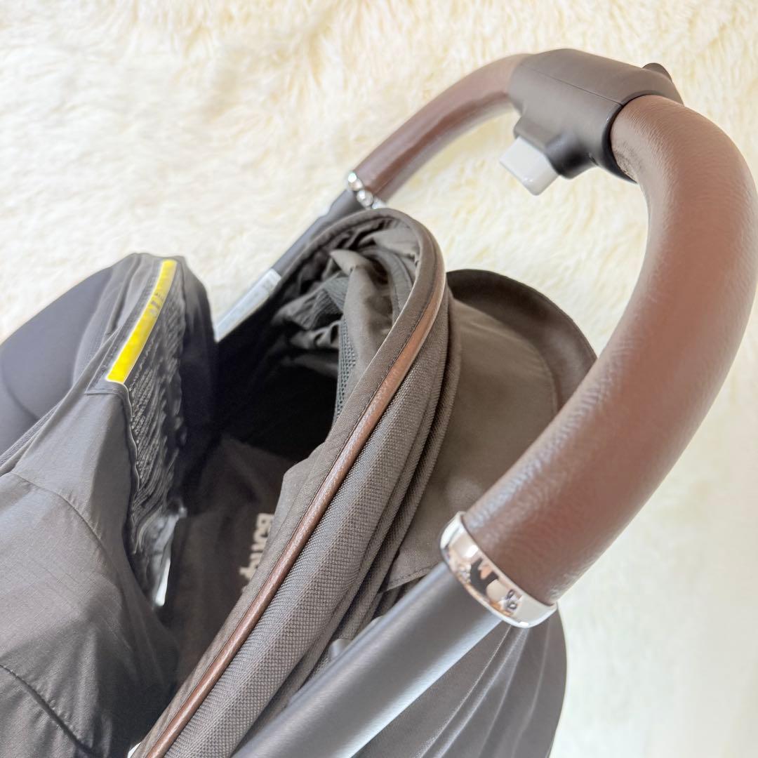 美品 Aprica ラクーナクッションフリー上位モデル