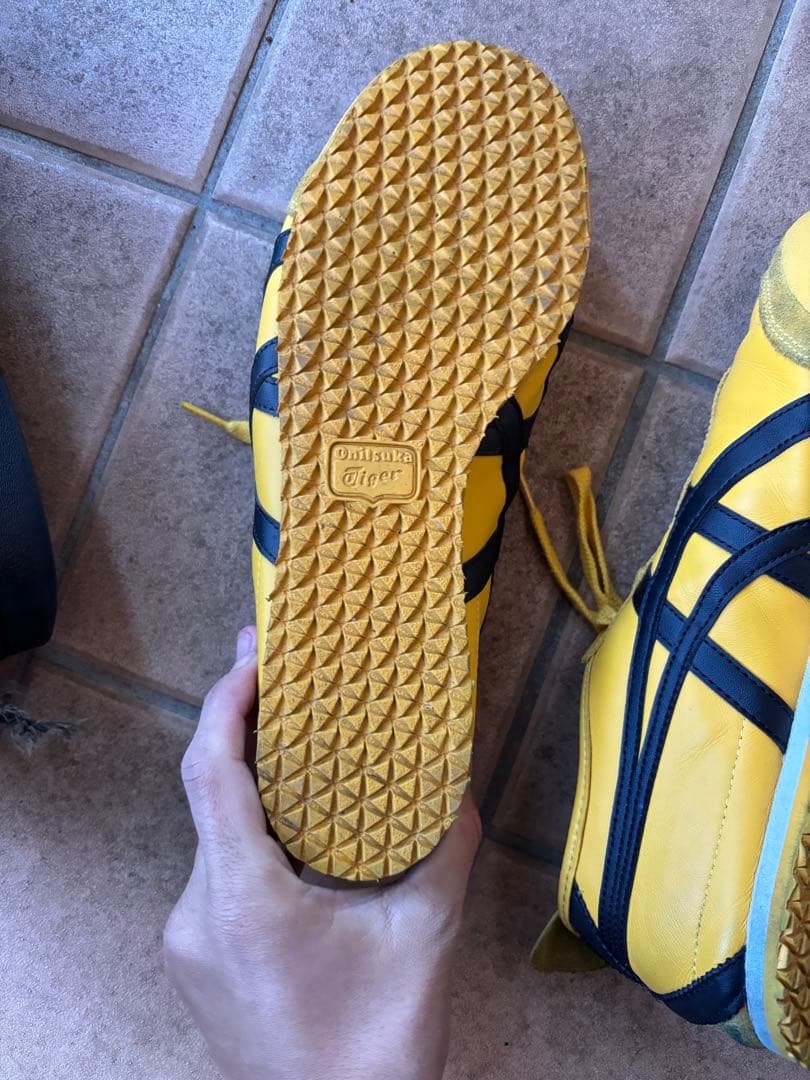 オニツカタイガーメキシコ66