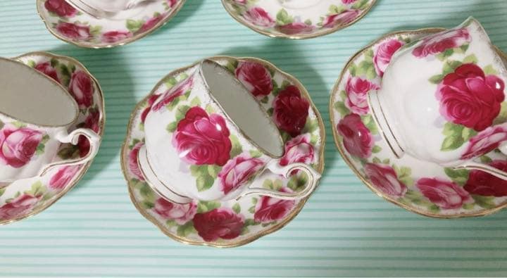 オールドイングリッシュローズ　ロイヤルアルバート