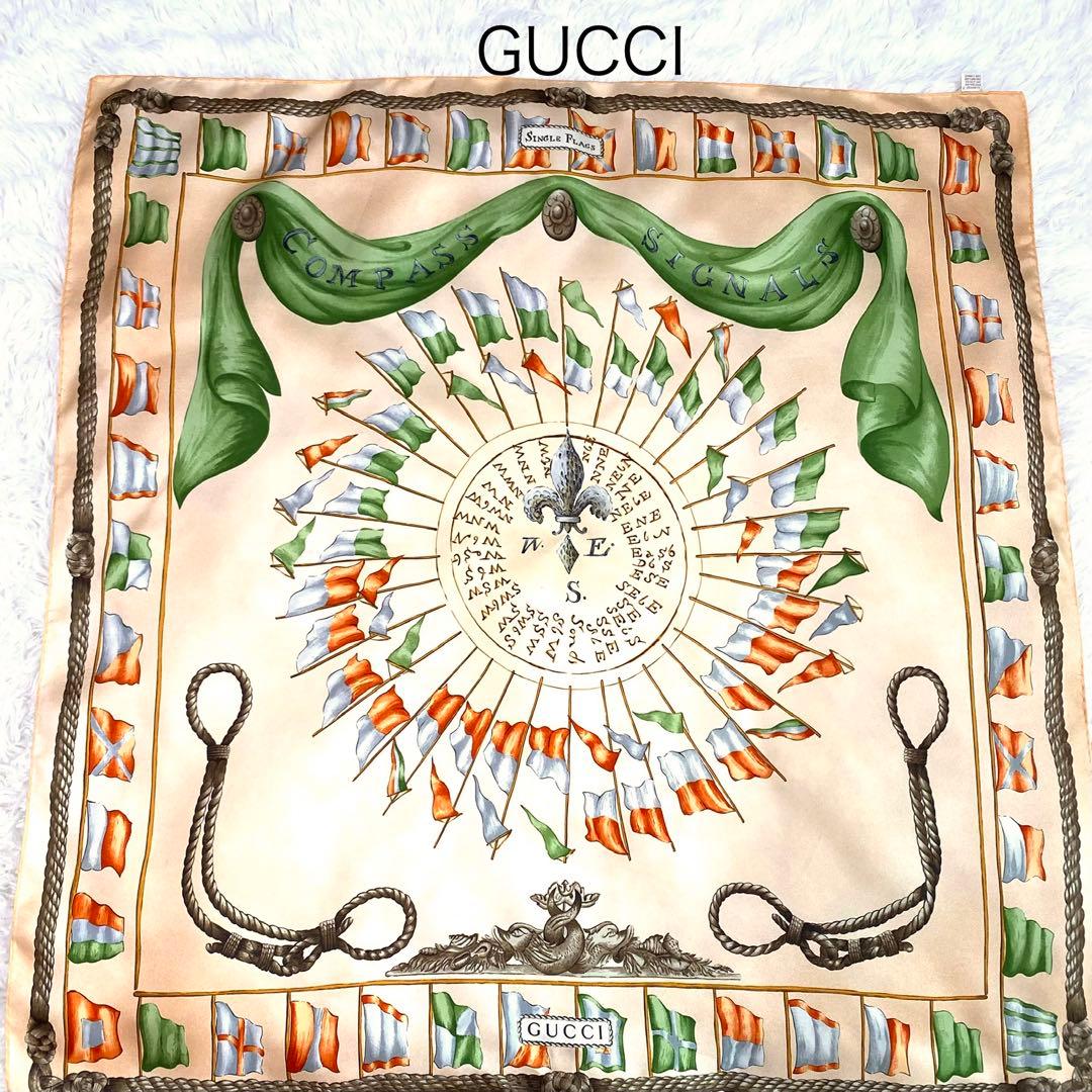 GUCCI大判シルクスカーフ　コンパスシグナル