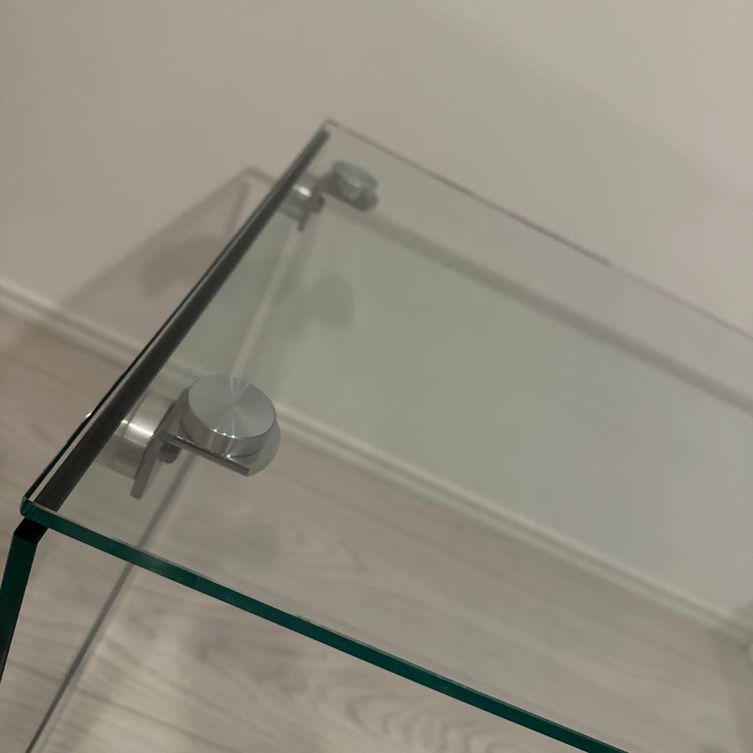 ガラス製センターテーブル