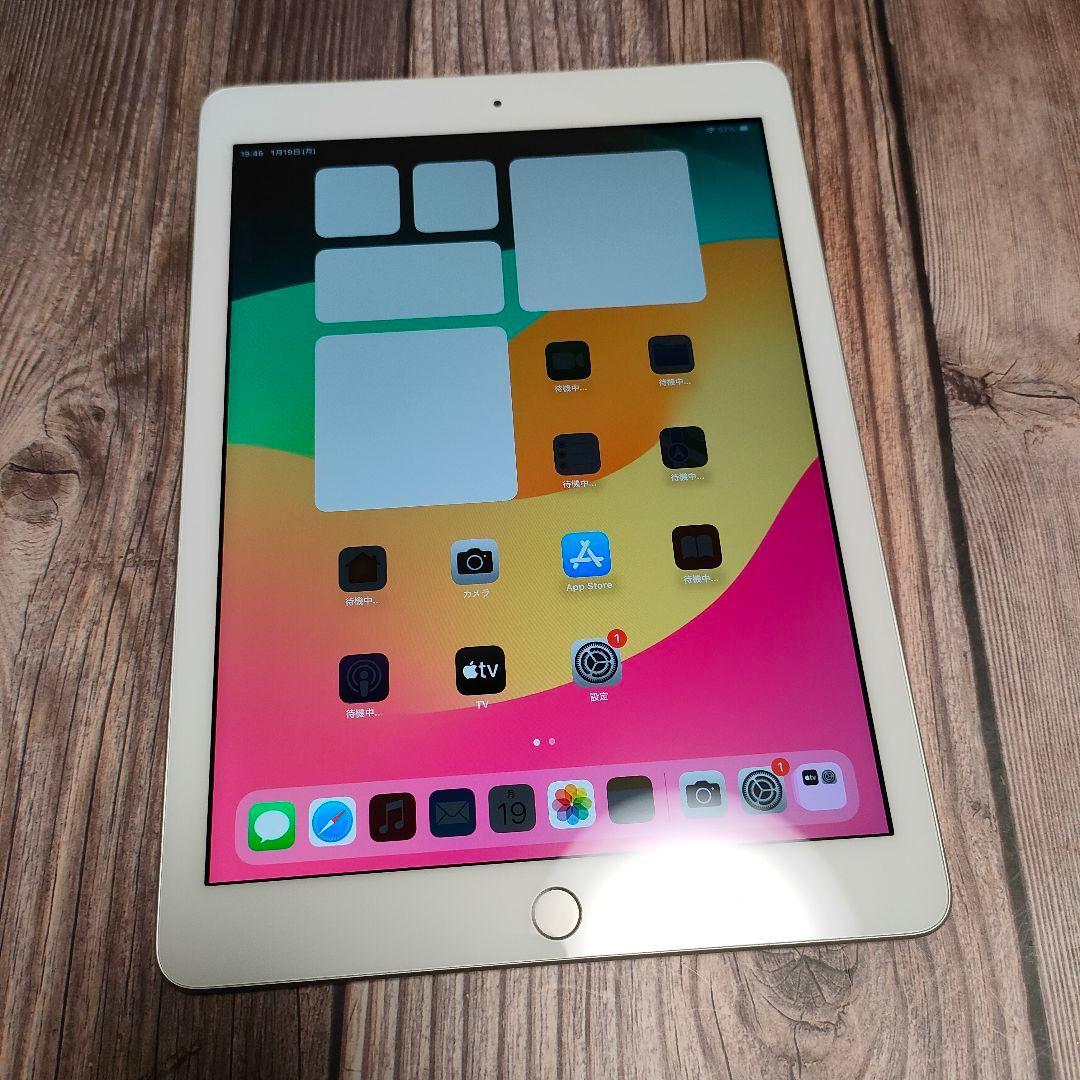iPad 第6世代 32GB SIMフリー 美品