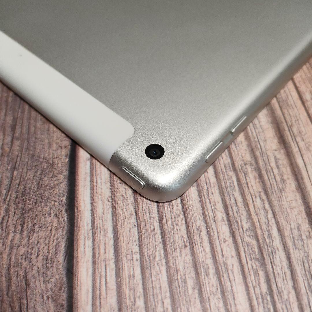 iPad 第6世代 32GB SIMフリー 美品