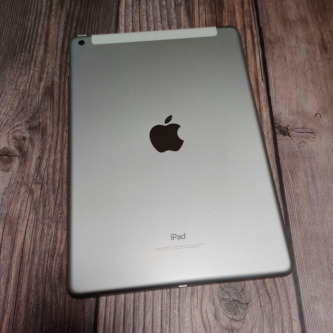 iPad 第6世代 32GB SIMフリー 美品