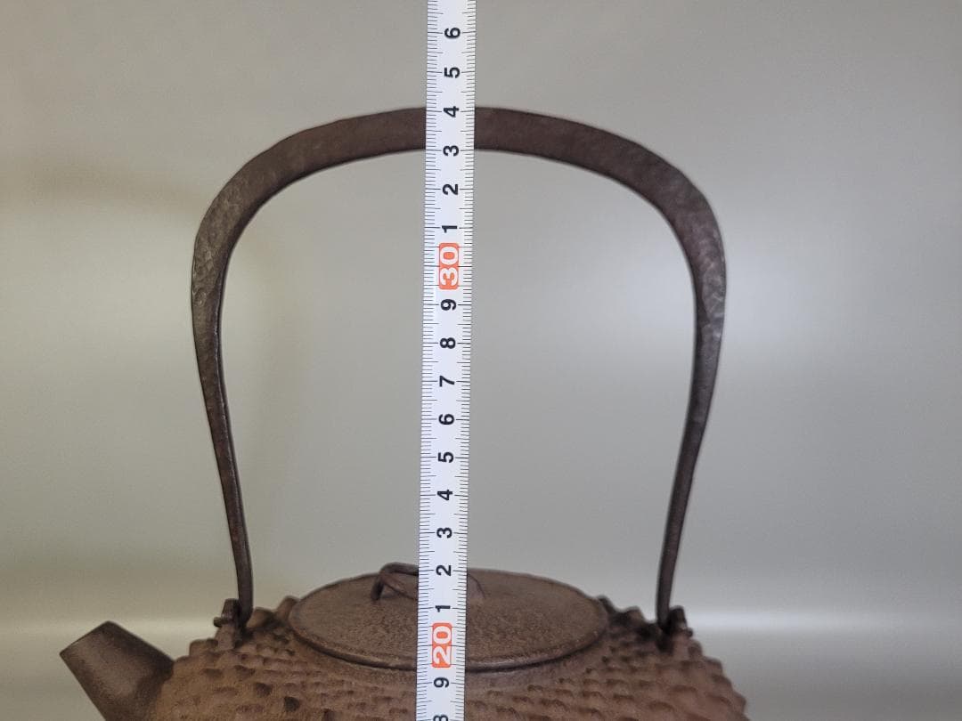 茶道具 鬼霰 手取釜 鉄砲口 鉄瓶 釜師 角谷莎村 共箱