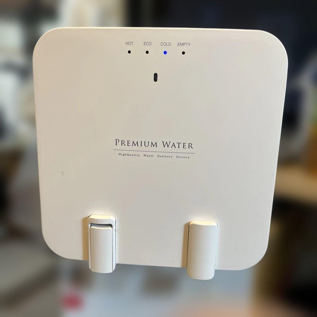PREMIUM WATER 浄水器 スリムデザイン　ホワイト　入電確認済み