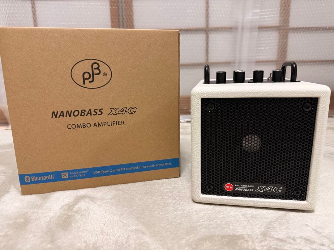 PHIL JONES BASS NANOBASS X4C ベース用アンプ＋ケース