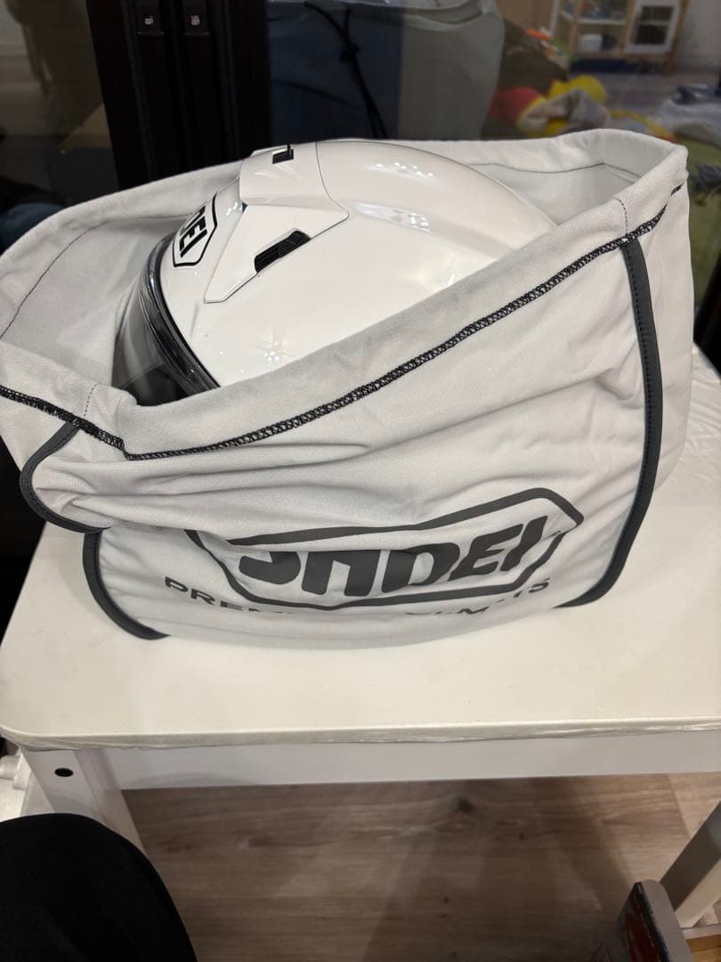 SHOEI フルフェイスヘルメット ホワイト　X-fifteen