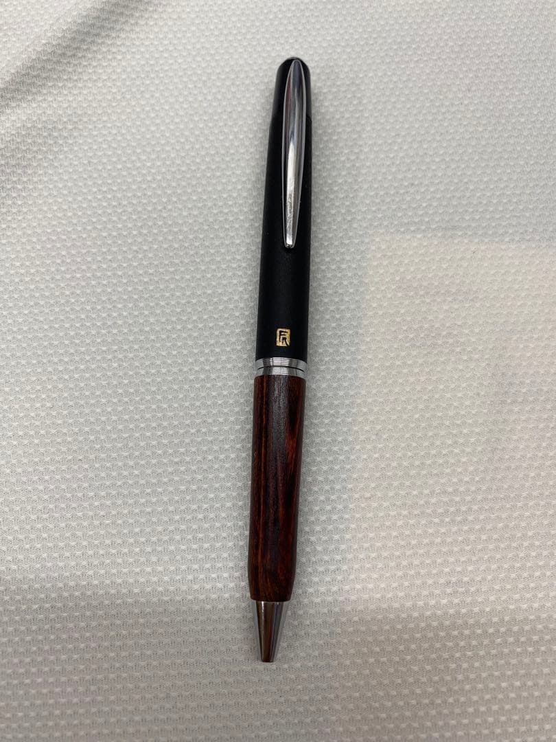 パイロット　FUMI RAKU 南部鉄　ボールペン 黒と茶色