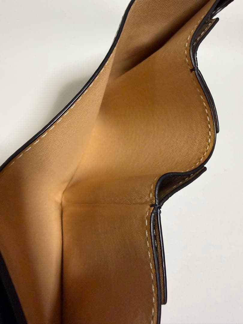 デルヴォー プレッセ トライフォールド ウォレット 三つ折り財布