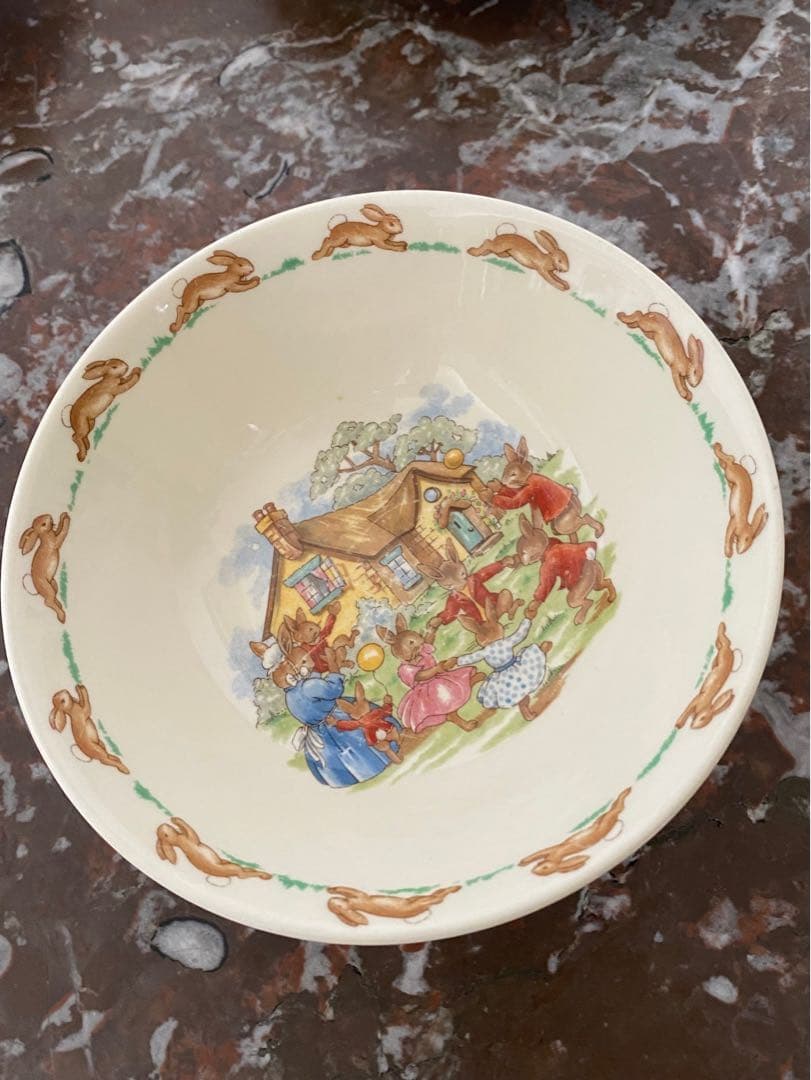 美品.セール中　vintage ロイヤルドルトン Bunnykins