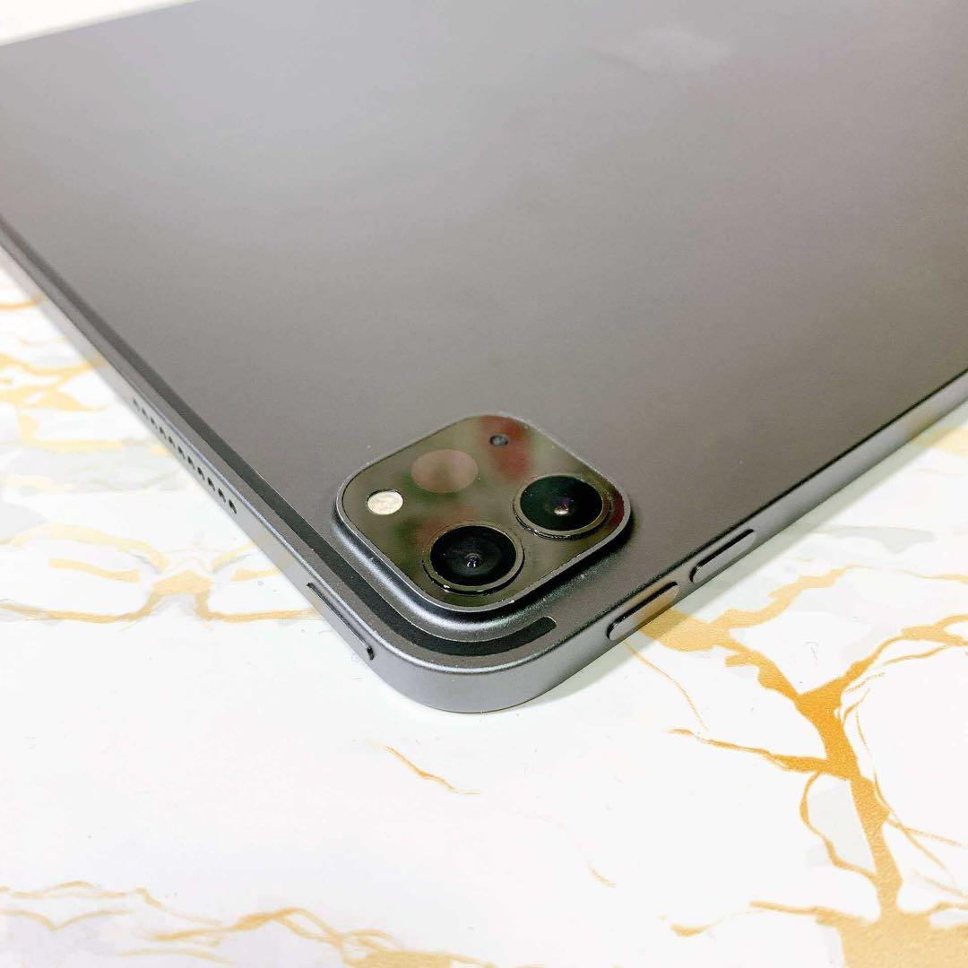 美品iPad Pro 12.9インチ 第五世代 128GB BT90%