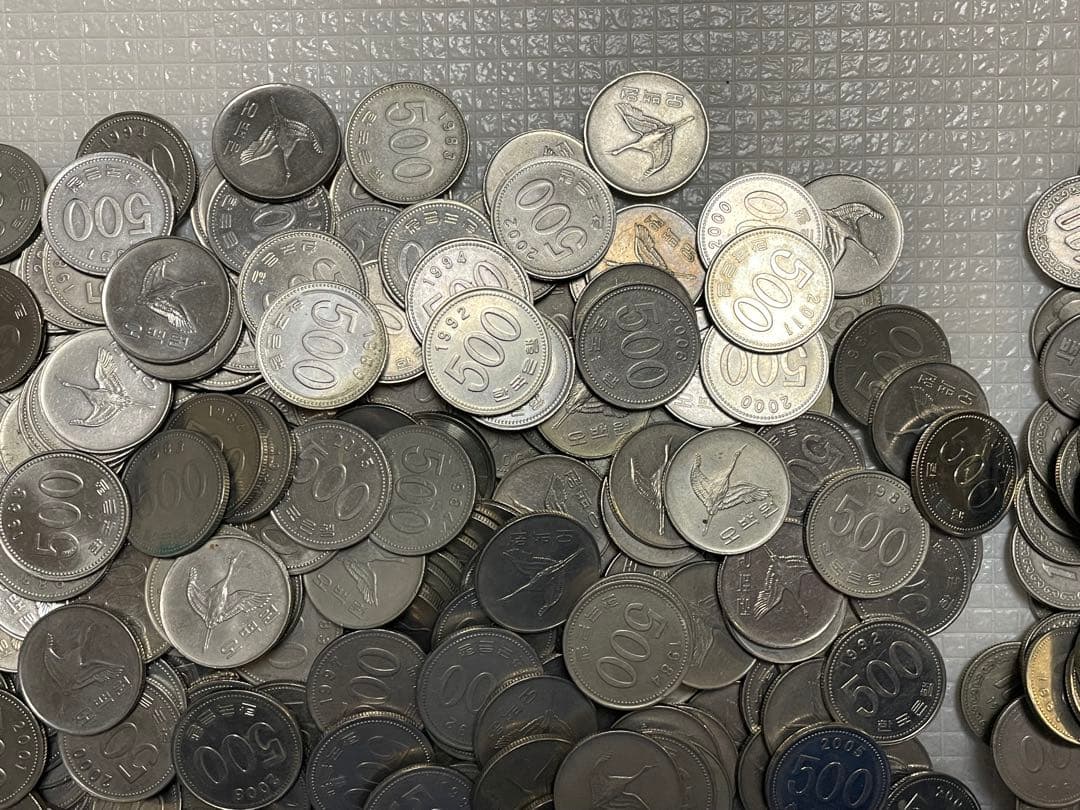 古銭　韓国古銭　韓国ウォン　韓国硬貨　韓国　500ウォン　100ウォン