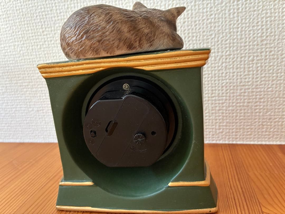 わちふぃーるど ふせ猫置時計 ダヤン アンティーク グリーン