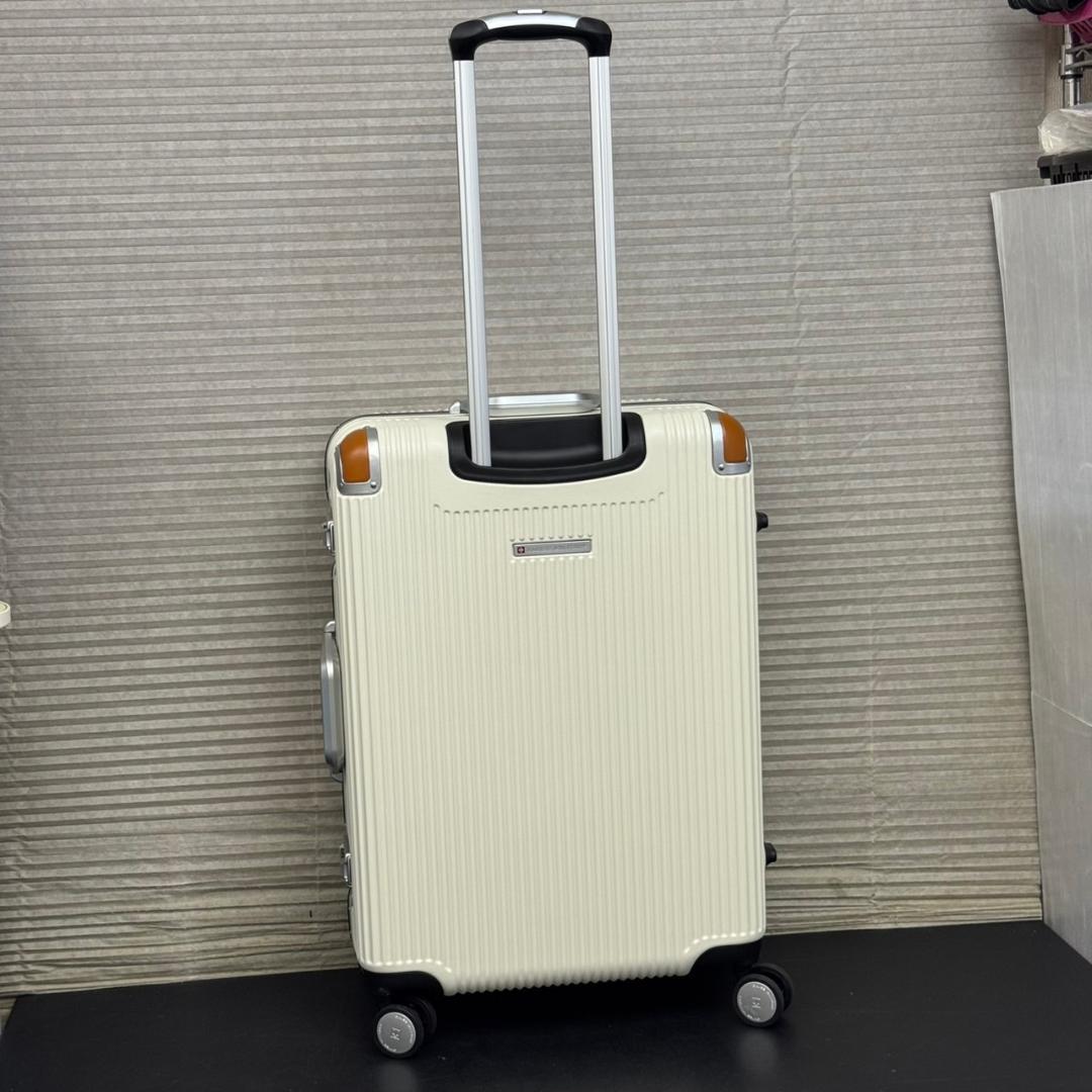 ☆スイスミリタリー プレミアム Cタイプ 64L SM-C624 スーツケース