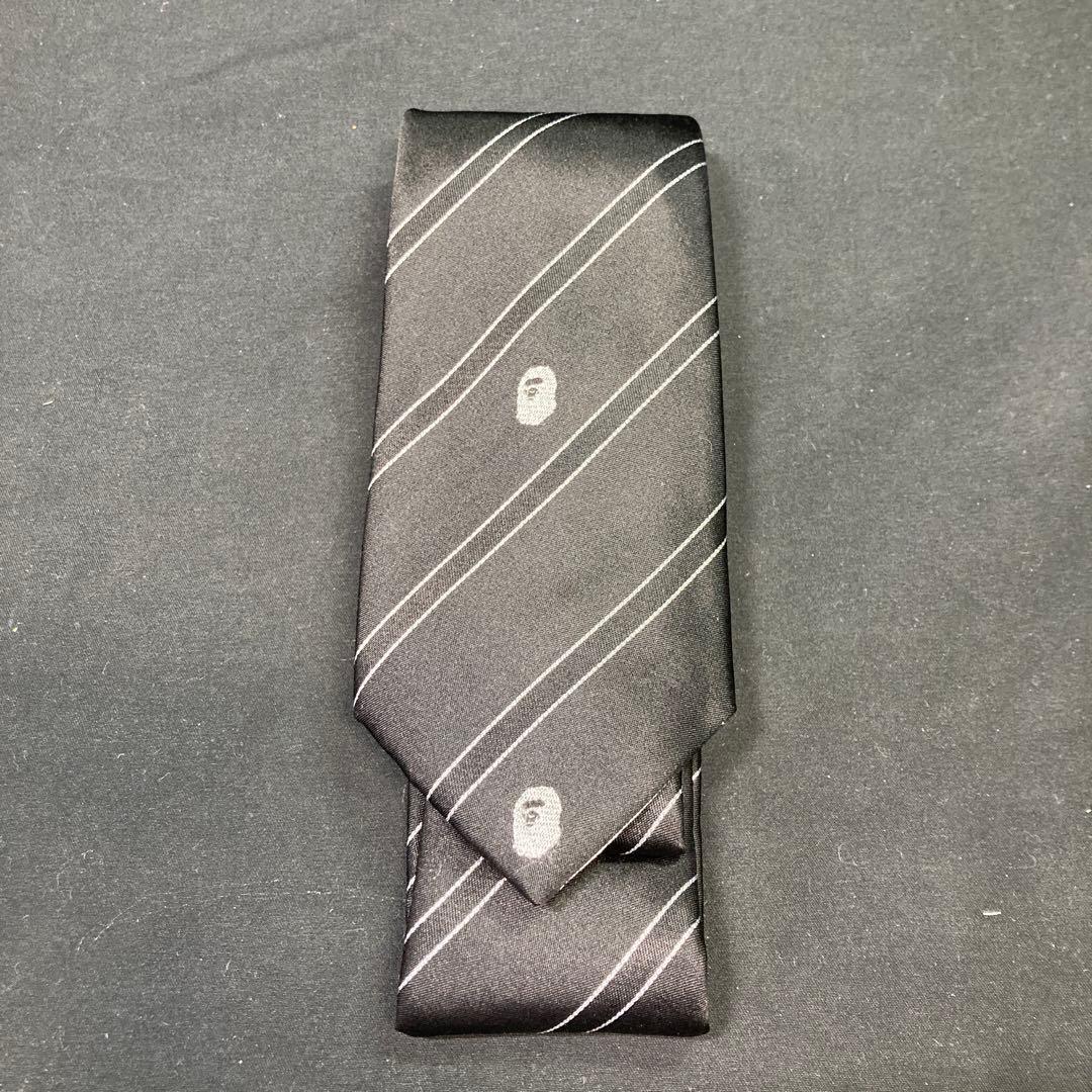 【新品未使用】アベイシングエイプ ネクタイ ストライプ柄 ブラック APEドット