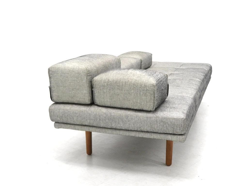 北欧　デンマーク　ボーコンセプト　nendo　佐藤オオキ　デイベッド　ソファ