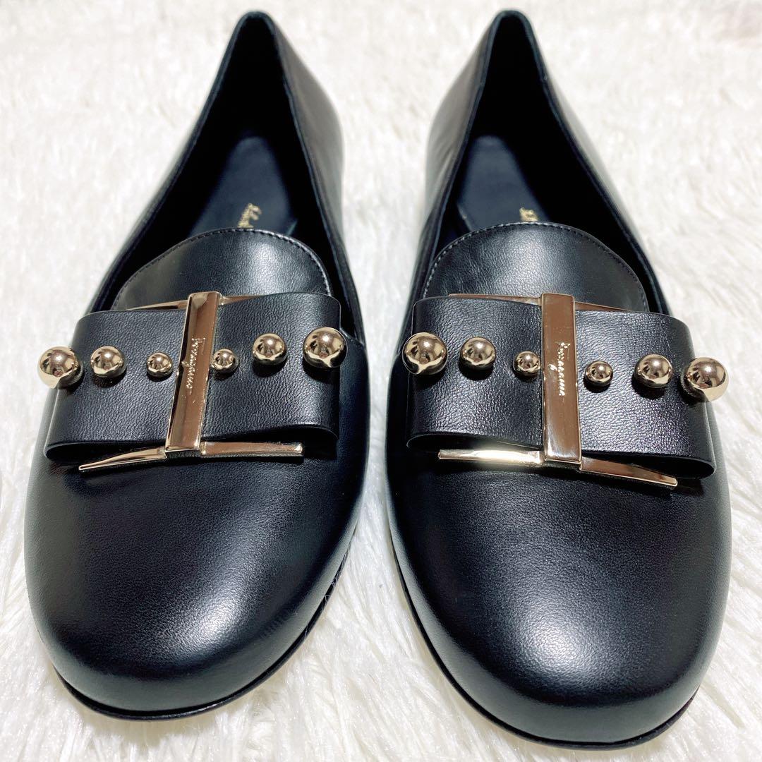 未使用級✨Ferragamo フェラガモ パンプス リボン スタッズ　9C 黒