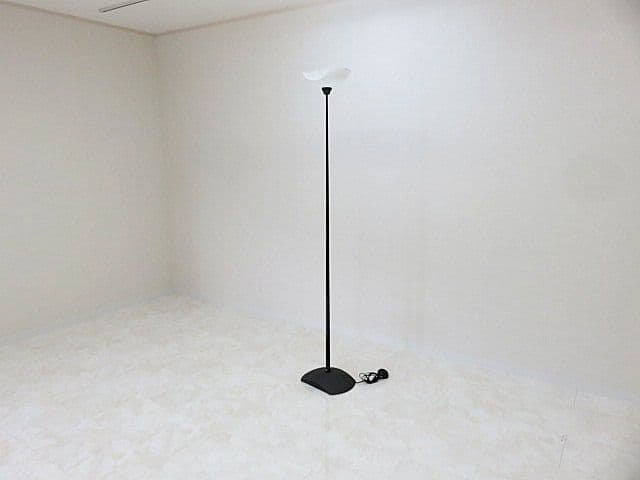 P*A様 ヤマギワ　フロアスタンド　演出照明/フロアランプ/スタンドライト/アッ