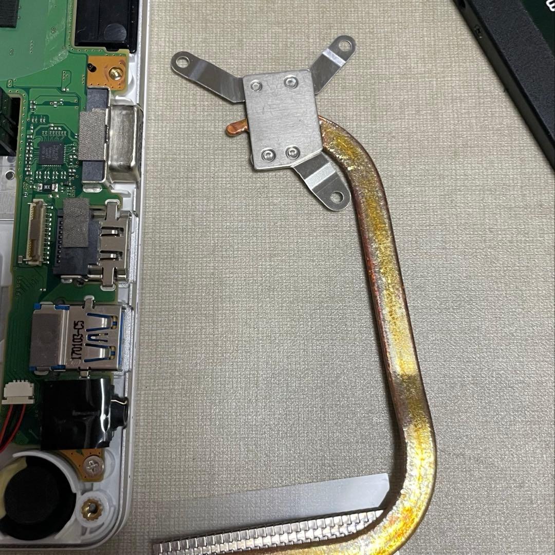 T*d様 【メンテ済み】13.3インチ富士通Windows11 256GB タッ