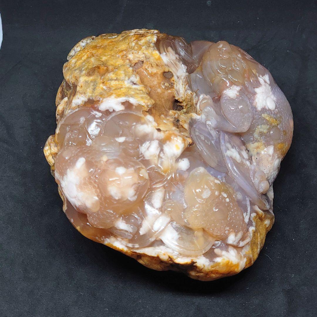 桜瑪瑙 チェリーブロッサムアゲート 桜メノウ 極大彫刻置物 カエル 金運 貴重品