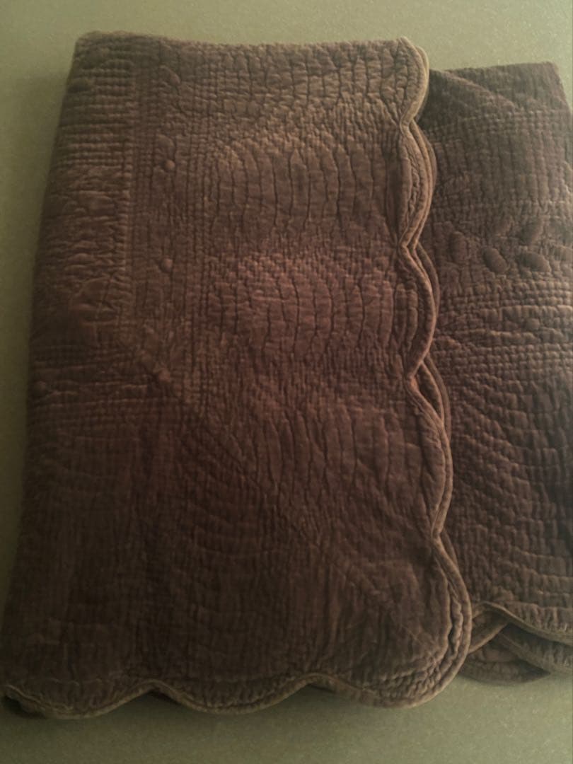 メゾンドファミーユ　フレンチ　大判キルト　マルチカバー　ベッドカバー