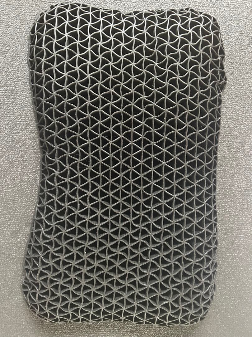 ヒツジのいらない枕　新•ハイブリッド3層構造　※箱なし