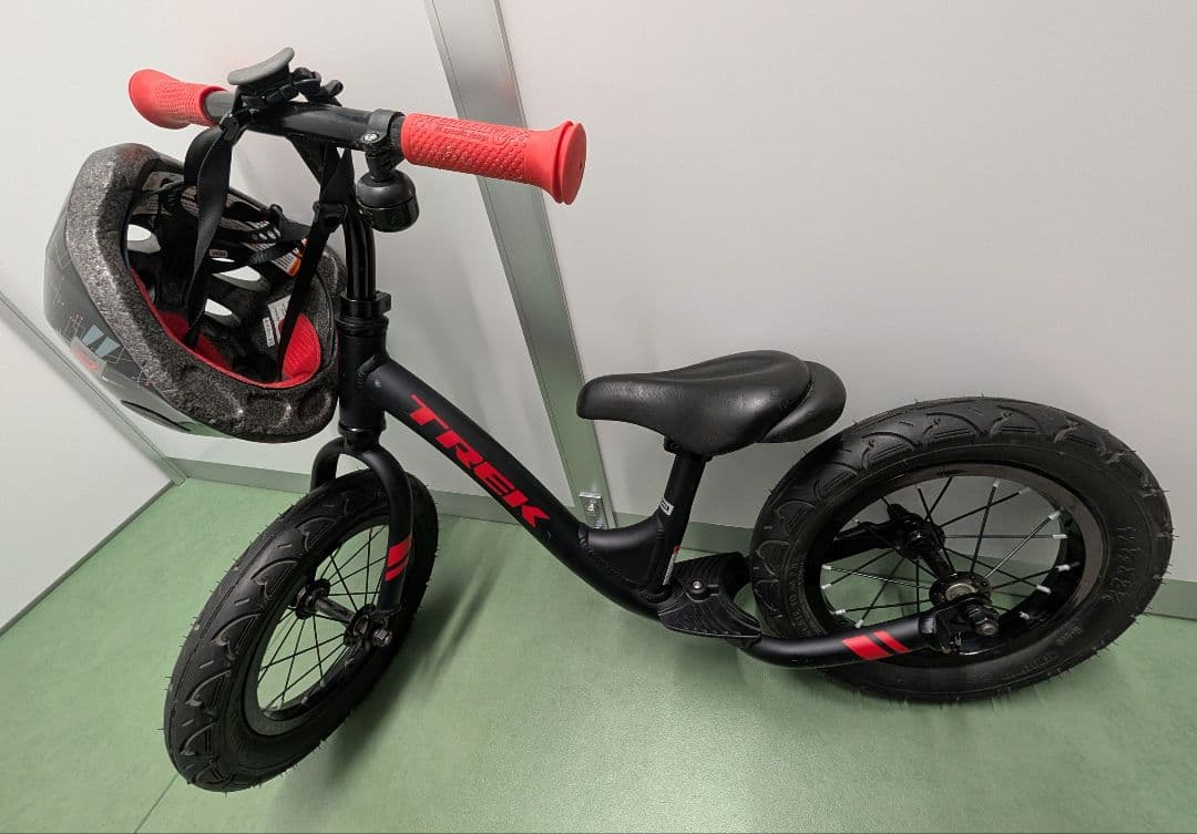 美品 トレック KICKSTER おまけヘルメット付き