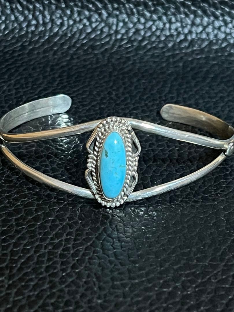 ナバホ族 STERLING ターコイズ バングル Jan Mariano 作