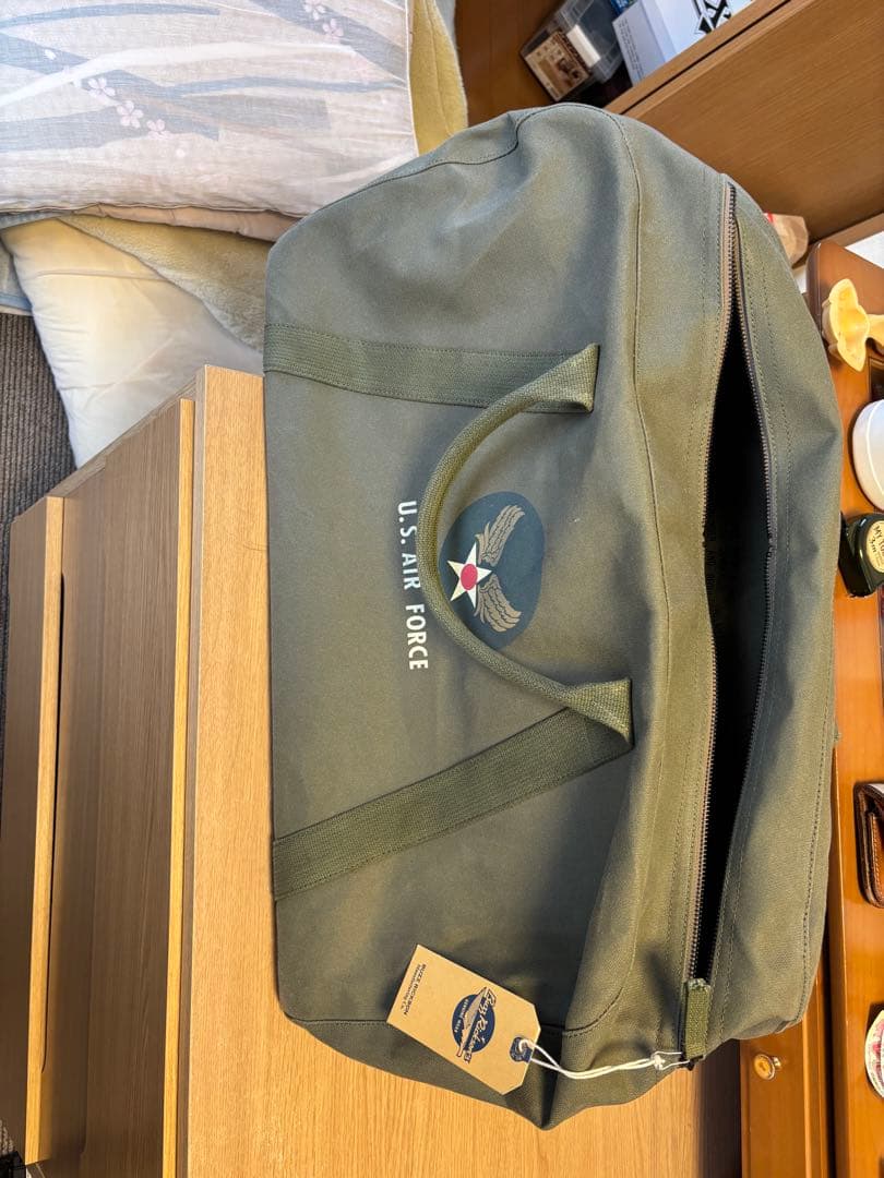 バズリクソンズU.S. AIR FORCE グレー フリーバッグ