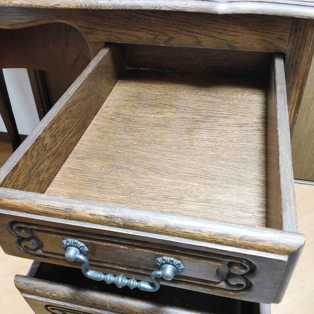 木製 アンティークデスク ヴィンテージ 机 海外輸入家具 東欧製 猫脚