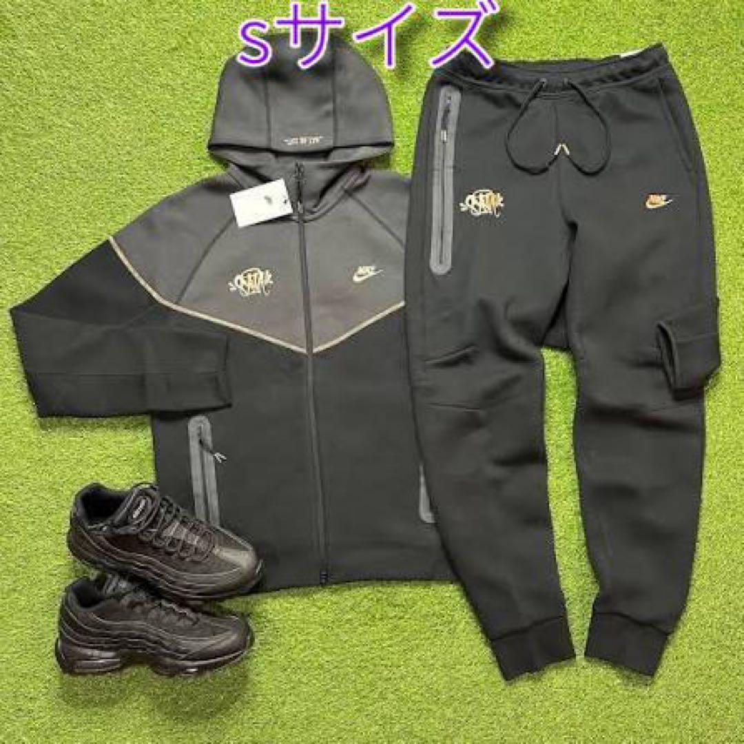 sサイズ　Nike Syna World Tech fleece セットアップ