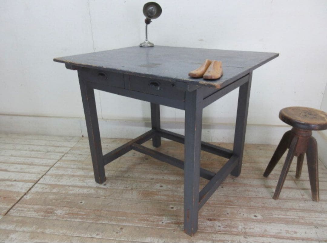 アンティーク 古いペンキの剥げたデスク グレーペイントカフェ什器 古家具