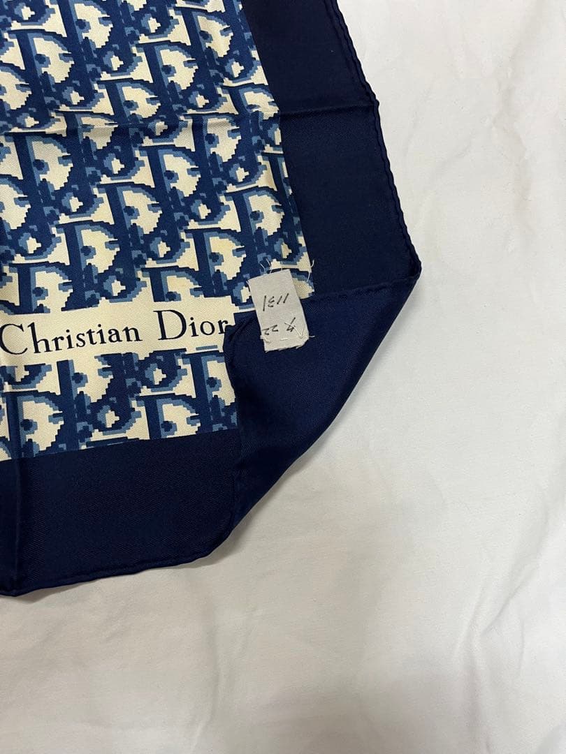 0115A23 クリスチャン ディオール トロッター スカーフ