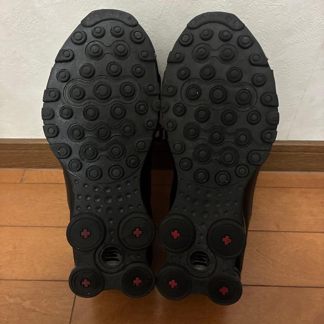 ひひひNIKE SHOX NZ ブラック/レッド