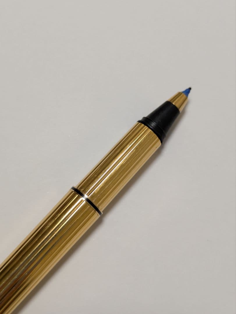 Cartier ゴールド　ボールペン