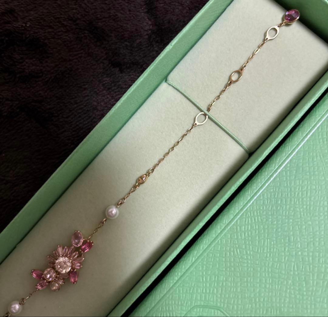 美品 SWAROVSKI フラワーモチーフブレスレット 箱あり ピンク 花