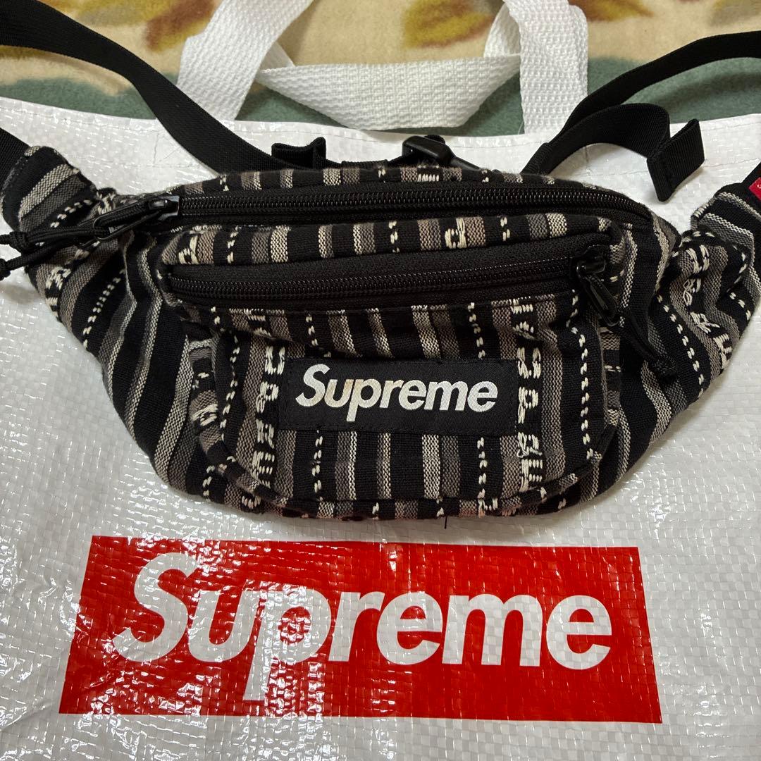 Supreme ボディバッグ ブラック・ストライプ