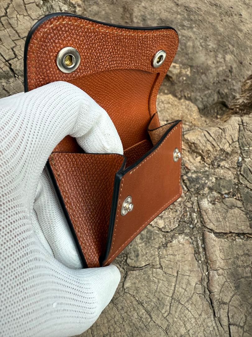 【未使用新品】ワイルドスワンズ　タング　ノボナッパゴールド　型押しサドルキャメル