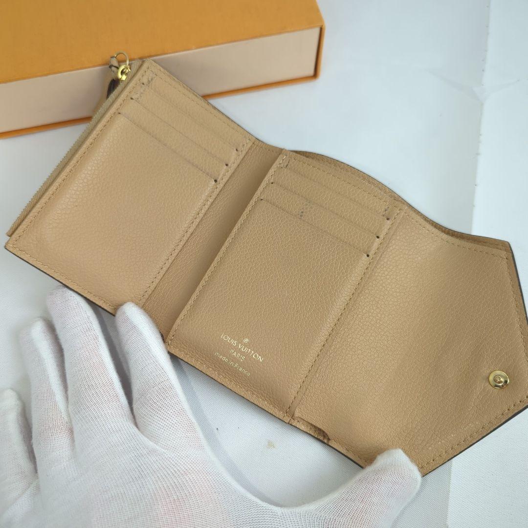 LOUISVUITTON モノグラム ポルトフォイユ ヴィクトリーヌ 折り財布