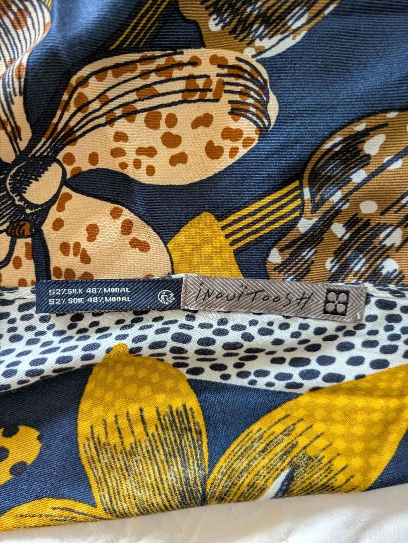 ⭐️INOUITOOSH(イヌイトゥーシュ) 大判ストール シルク50%⭐️