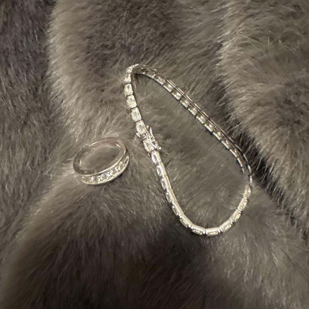 ダイヤモンド風ストーン付きブレスレット