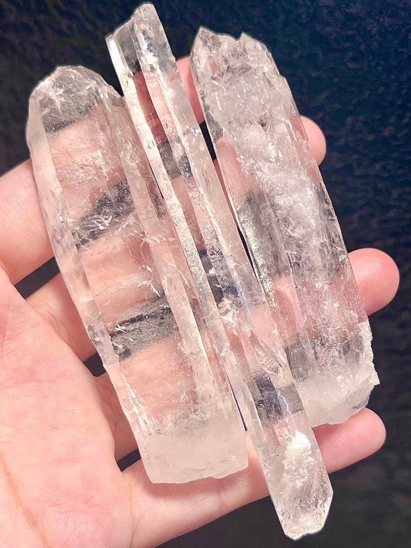 レムリアンシードクリスタル　水晶 ポイント型結晶 原石水晶パワーストーン　瞑想