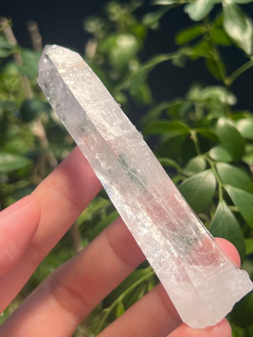 レムリアンシードクリスタル　水晶 ポイント型結晶 原石水晶パワーストーン　瞑想