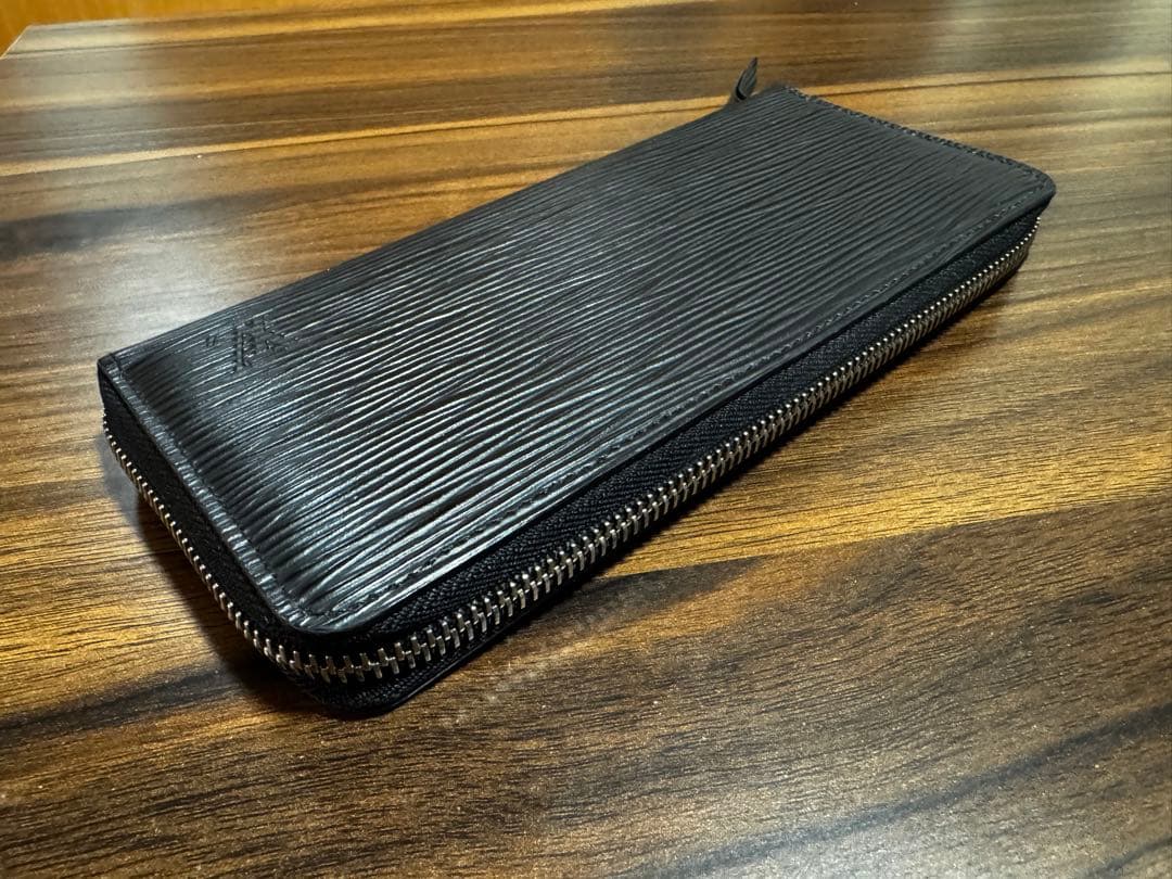 (美品)LOUIS VUITTON ブラック長財布 エピ クレマンス