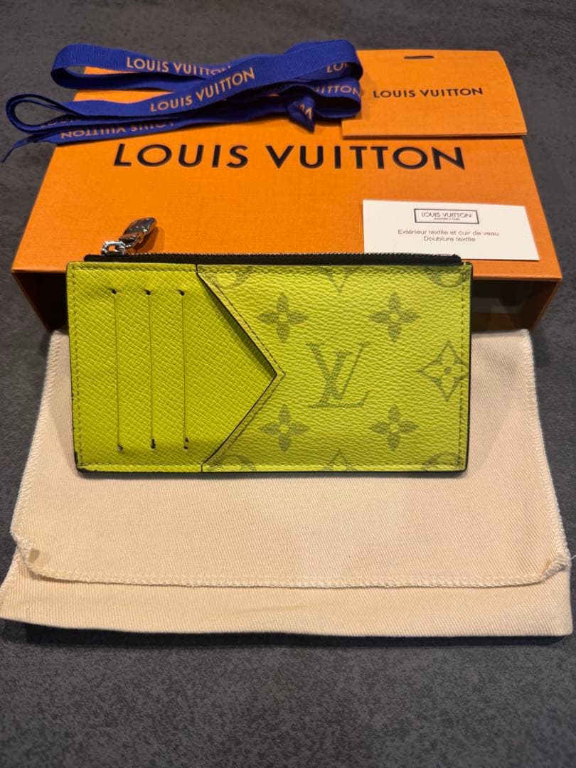 希少！ルイヴィトンカードフォルダーミニウォレットネオンカラー