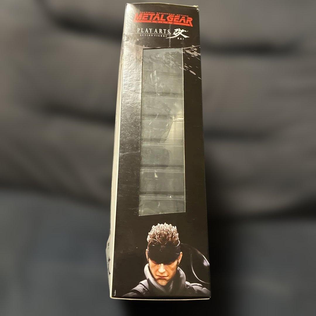メタルギアソリッド PLAY ARTS改 フィギュア ソリッド・スネーク