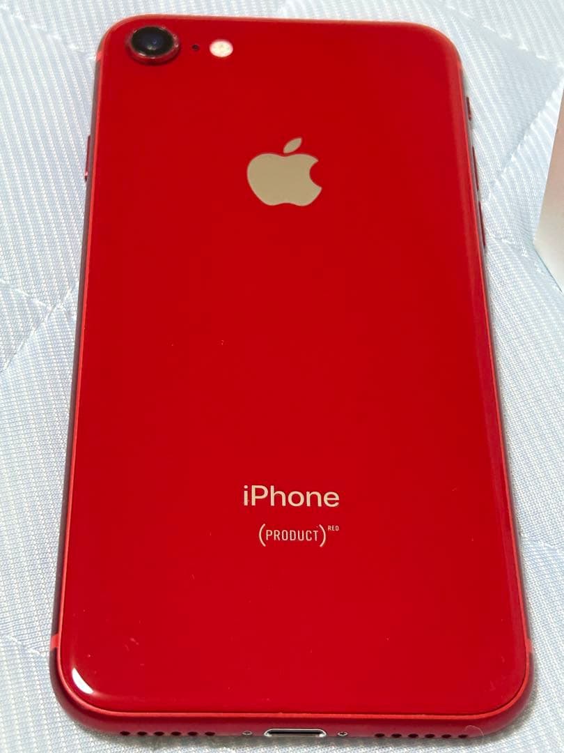 iPhone8 プロダクトレッド 赤