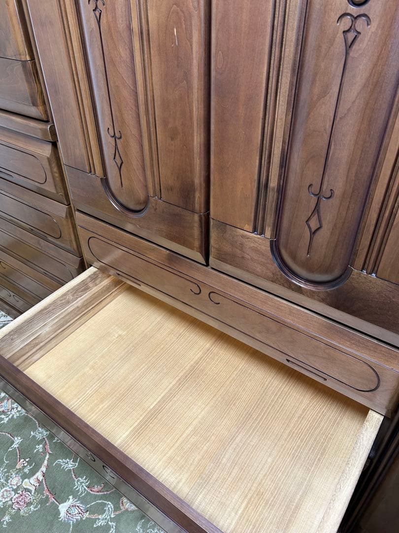 【②】婚礼家具　タンス　送料込み！！番号確認のためご購入前にコメントください！