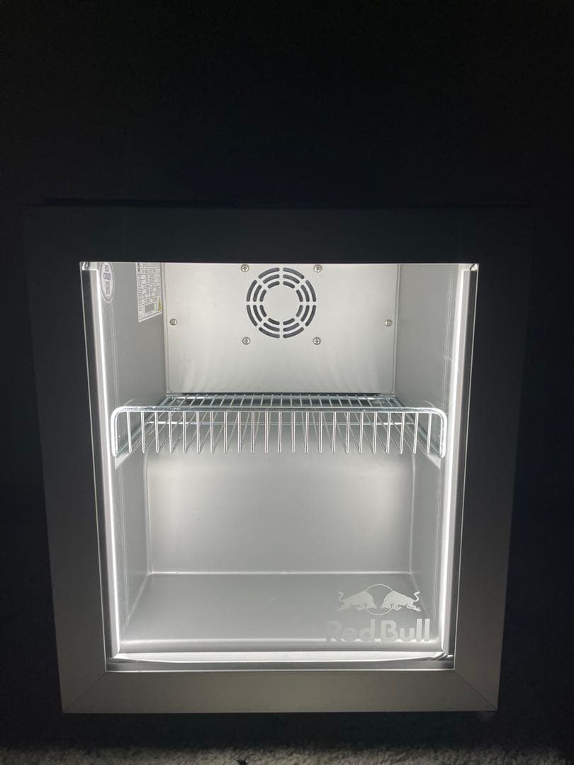 【希少】Red Bull ロゴ入り冷蔵庫 コンパクト